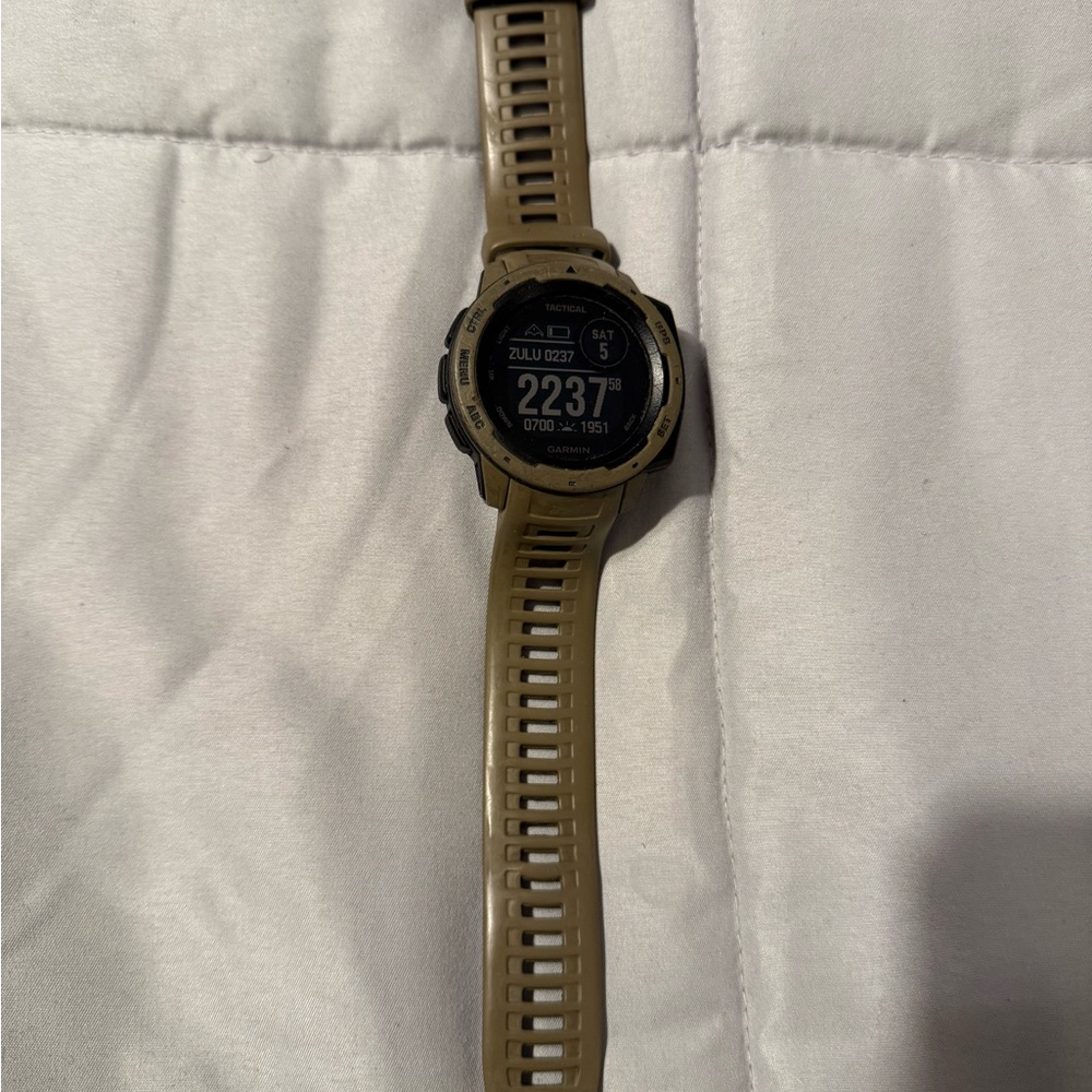 Garmin Dark Earth Tactical GPS Instint